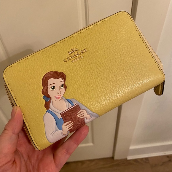 New COACH x Disney Princess Belle Yellow Pebbled Leather Wallet - Picture 2 of 6